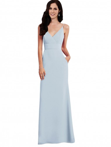 Magasins de Bleu ciel clair Trompette Bretelles spaghetti Col V Crêpe Stretch Longue Robes demoiselle d'honneur / Robes de bal
