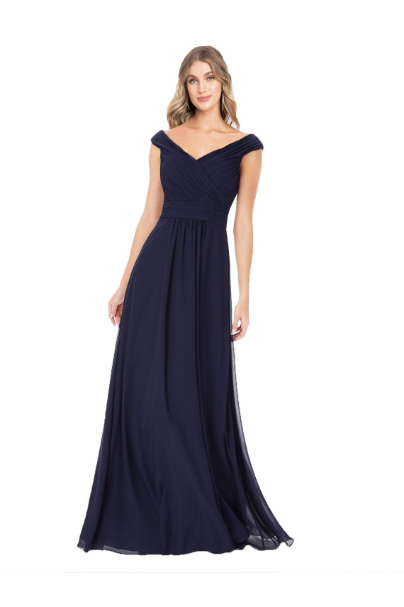 Magasins de Bleu marine foncé Trapèze Épaule Dénudée Mousseline Longue Robes demoiselle d'honneur