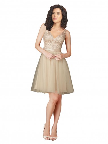 Magasins de Champagne Trapèze Col V Tulle Dentelle Courte Robes demoiselle d'honneur