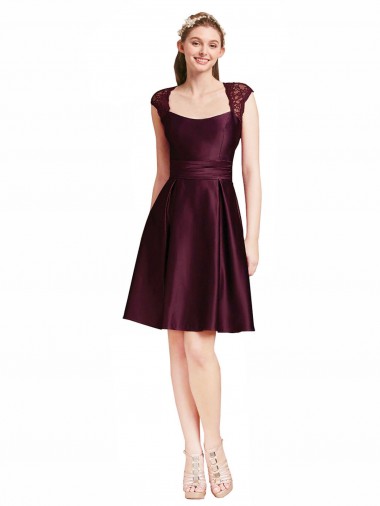 Magasins de Pourpre Trapèze Col Carré Satiné Dentelle Courte Robes demoiselle d'honneur / Robes de cocktail